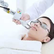 フラクショナルレーザー治療